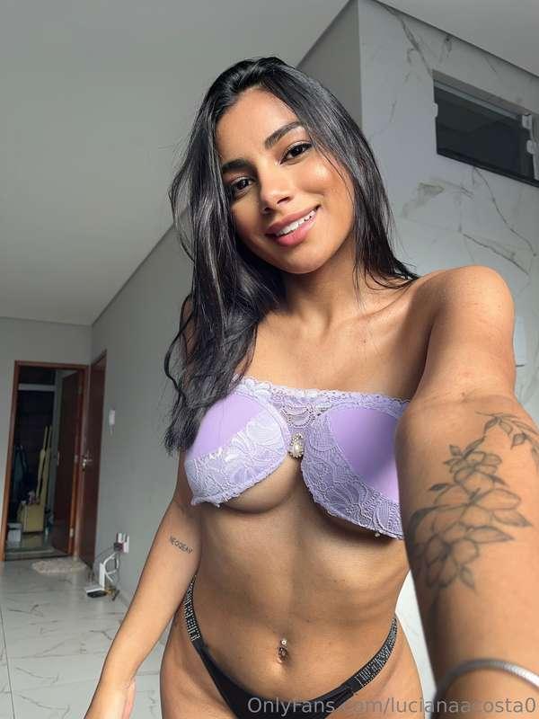 Brazilian beauty wants older guys—come see what she’s got! h..