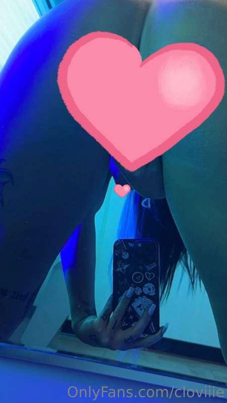 Wanna see this uncensored picture of my asshole? 😏
