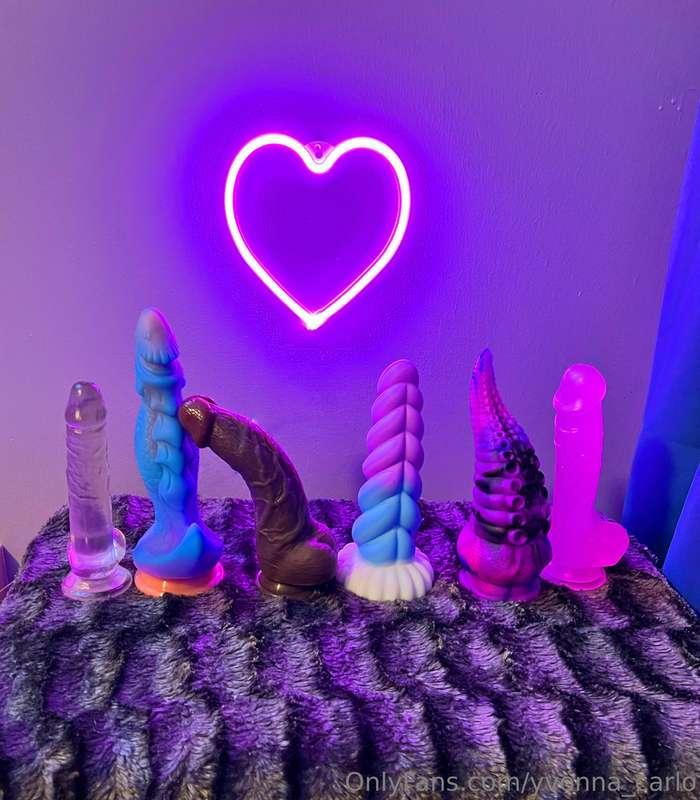 $25 -5 min FaceTime you choose the toy I use 💜💜