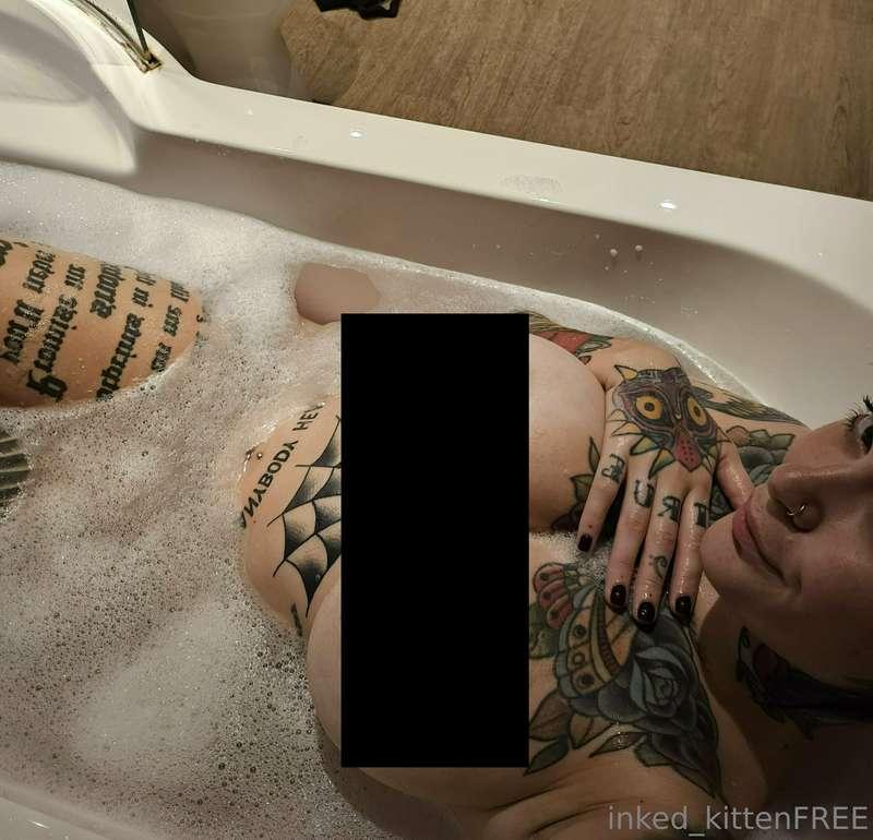 MORE NUDES AVAILABLE ON MY VIP PAGE ONLY!  👉🏻 https://onlyfa..