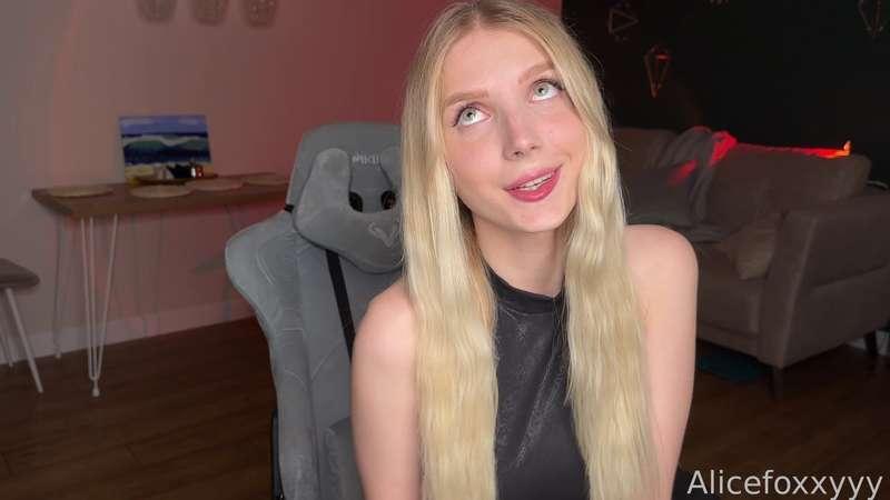alicefoxxyy image #12