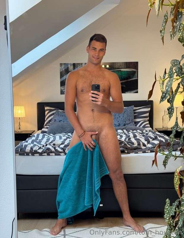 Convince me to put down the towel 😈