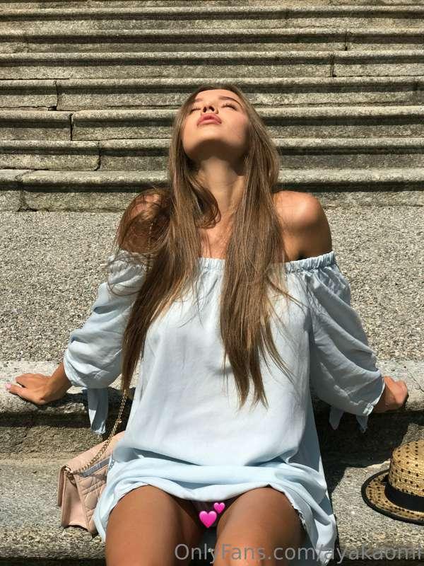sunbathing princessss💕