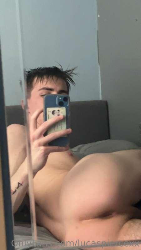 I’m just a hole for you