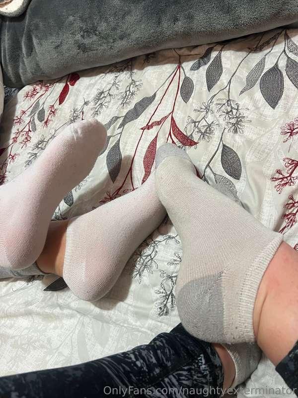 Item of the day! Both Savanna and I socks! First $35 tip get..