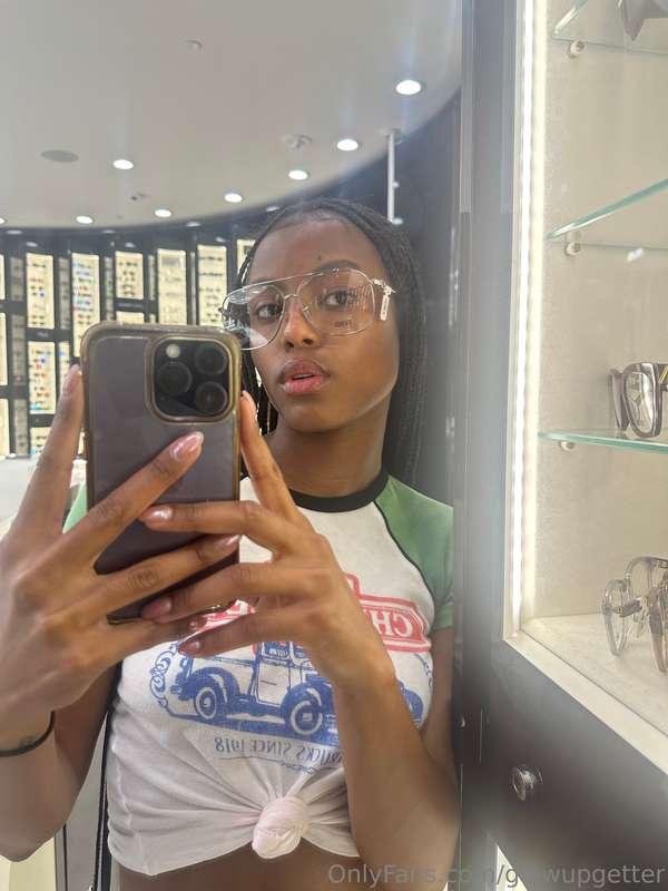 Baby needs glasses what do we think of the options 🤓