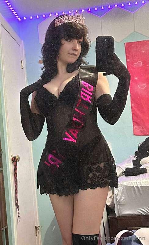 my birthday party stream is today!! i'll try to make it as l..