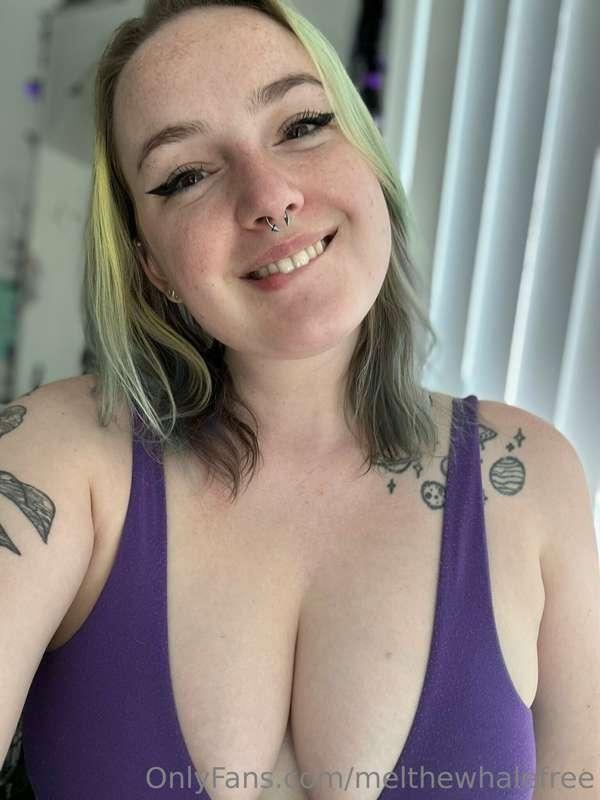 What’s underneath the bra is even better 😇😉