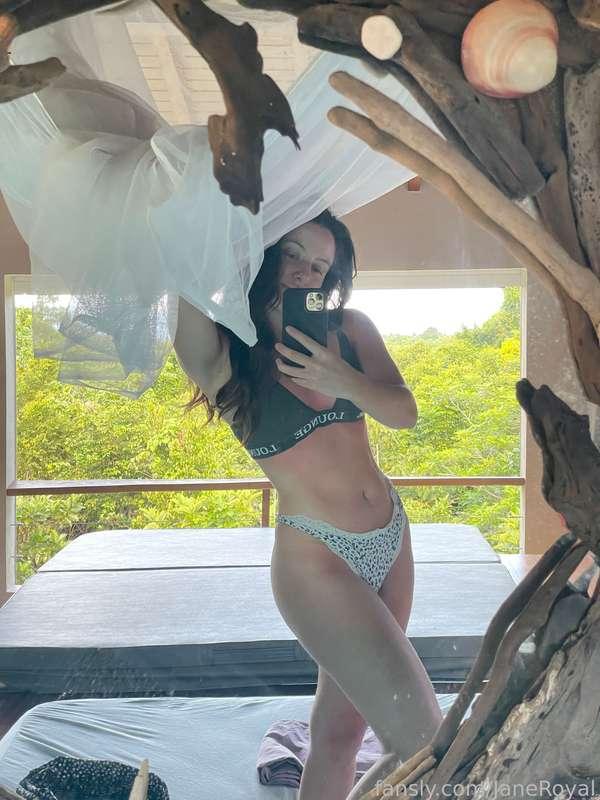 janeroyal image #2