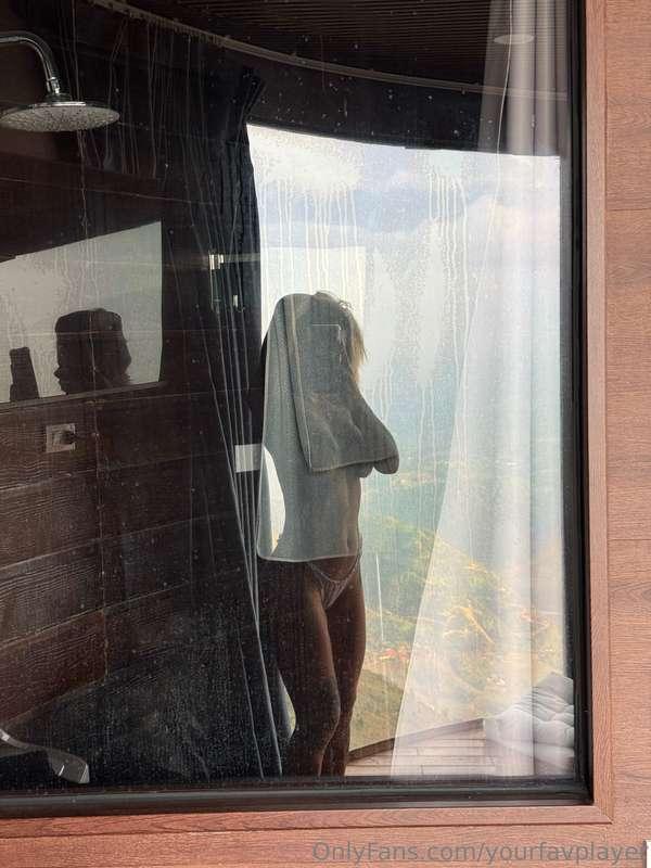 Part of me hopes I get caught by my neighbor ☺️