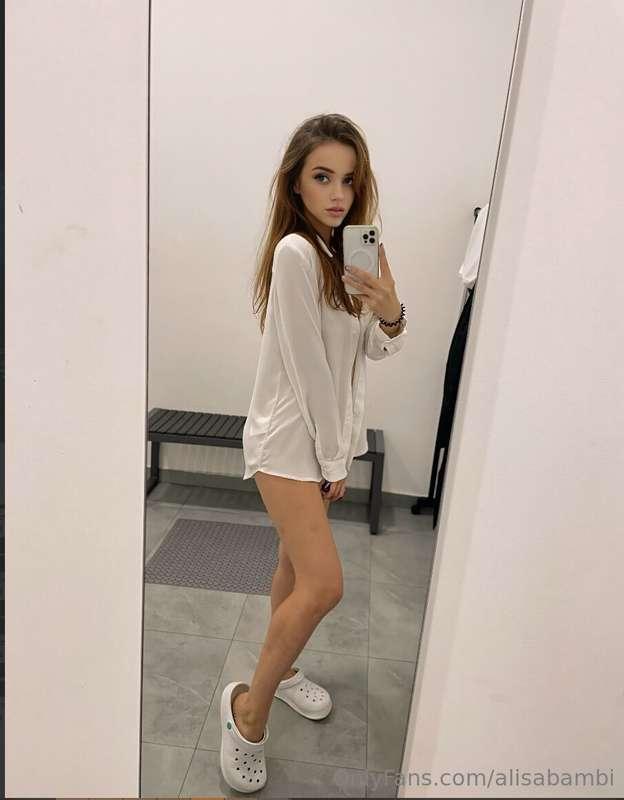 🖤 STOP SCROLLING 🖤 @leriberrry so kinky for her age..👀🌺but s..