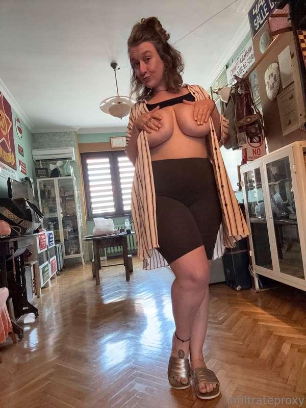 Want the chance to win a free custom video?!