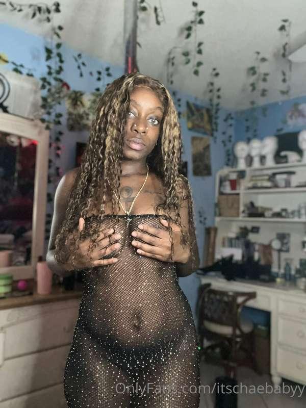 Got a new outfit for you babe 🥰