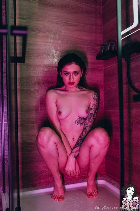 New set "shower story" from sexy @linanude