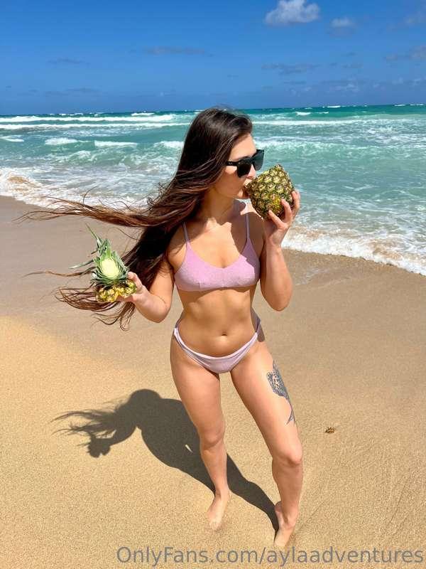 Enjoying the Dominican Republic sea and sun with a fresh piñ..