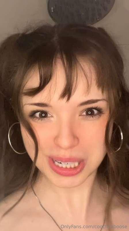 1. Y am I in the shower? 🤔🚿&2. Y do I look like this?: 👹🫦