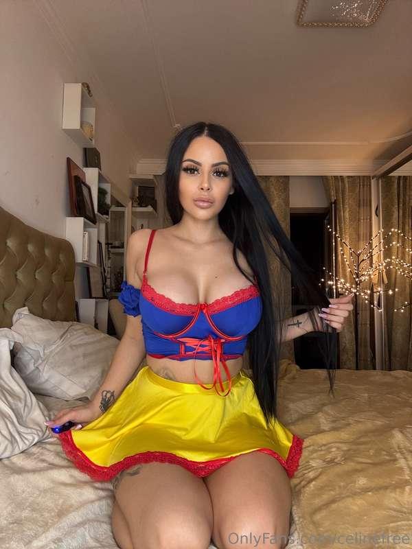 Can I be your Disney princess? ✨😜