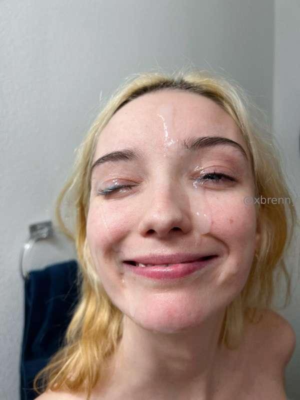 heheheeh new BJ/facial video in ur DMs ;)