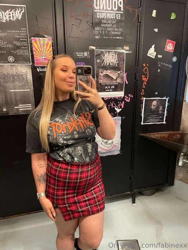 anyone at Blink-182 today??🤟🏽❤️
