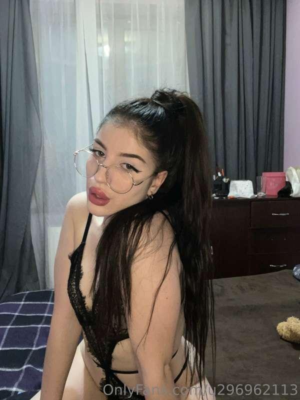 Do you like my glasses?