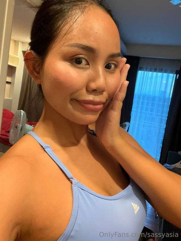 time to take a shower, what a sweaty day 💦