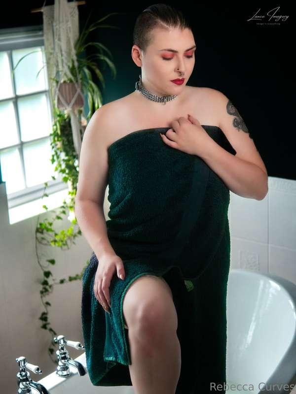 curvesrebecca69 main image