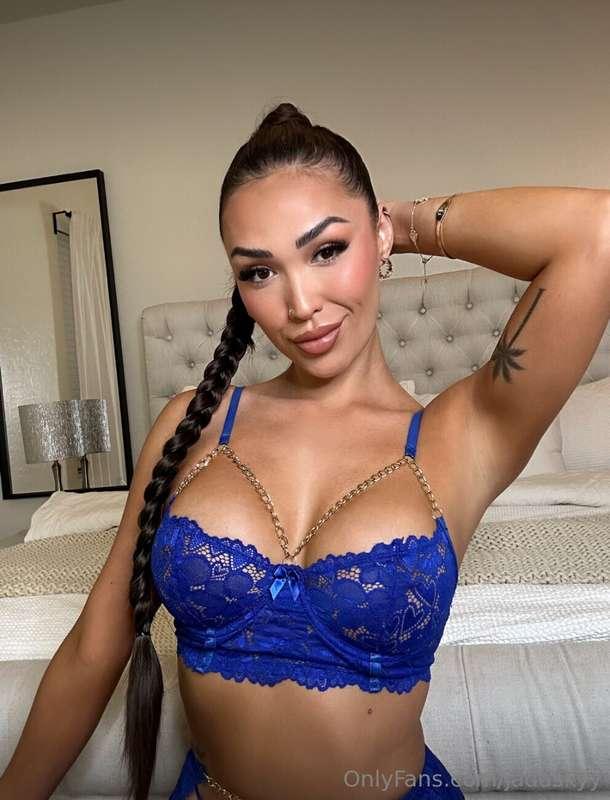 😳 @mayarosexoxo LIVE STREAM TONIGHT🔴😇 ADD MY BESTIE 🤍 @mayar..