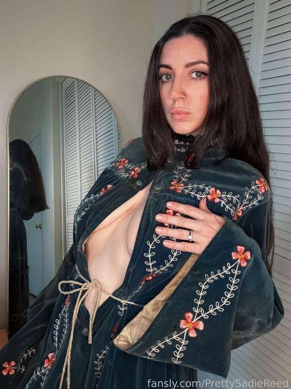 prettysadiereed image #2