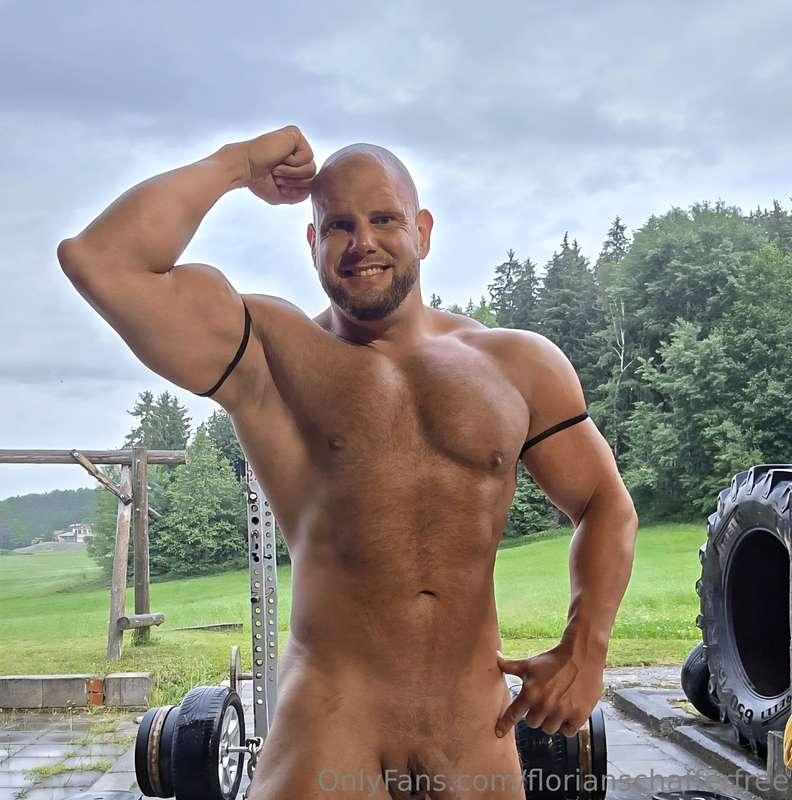 -25 % on my page Without hidden paywall 🤗https://onlyfans.co..