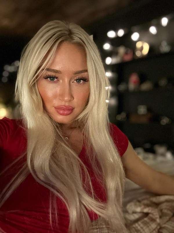 Am I cute too? 😘