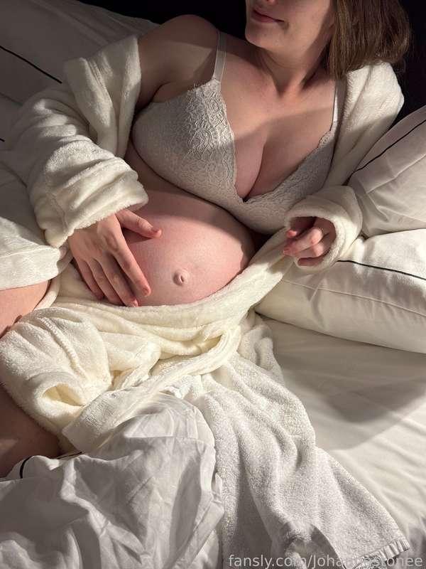 johannastonee image #2