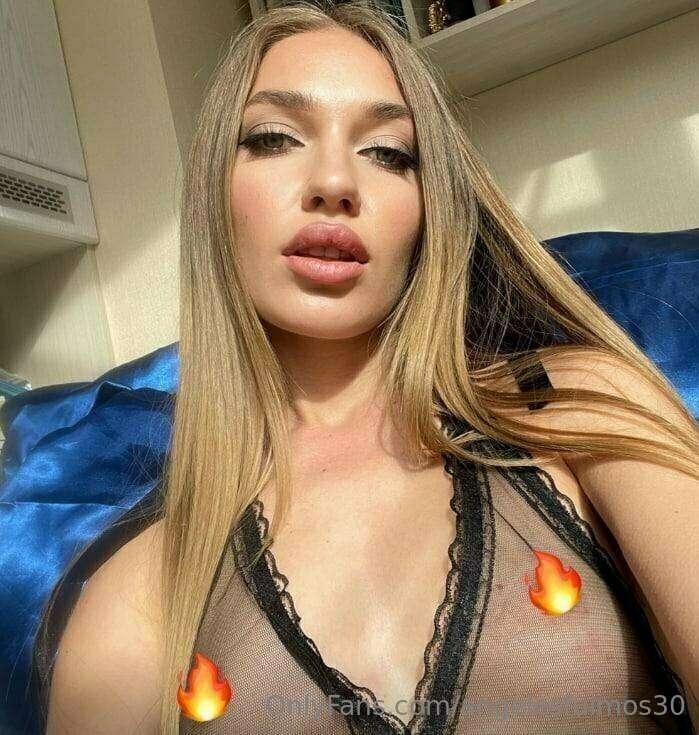 @elaina_meow  Hot Elaina gonna have fun all night today😏  @e..