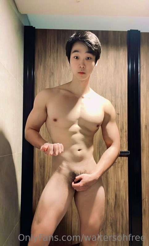 Can I make you moan LOUD? 😈
