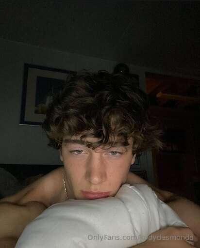 Do you think you could hop on my bed? There’s a plenty of sp..