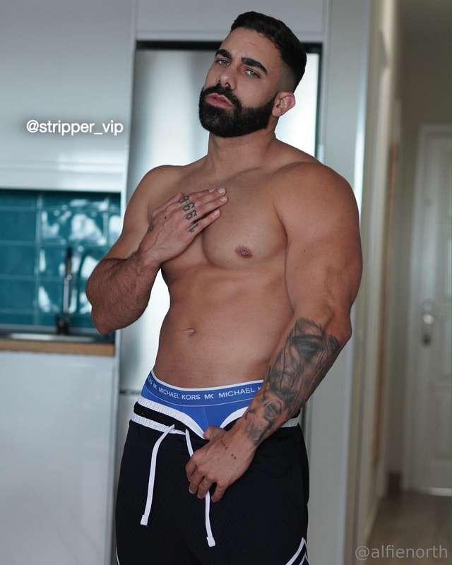 🔥 🚨 𝙁𝙍𝙀𝙀 𝙊𝙉𝙇𝙔𝙁𝘼𝙉𝙎 🚨 🔥 ➪➪ @hunkstripper ⇦⇦.🌐@hunkstripper⚜️VI..