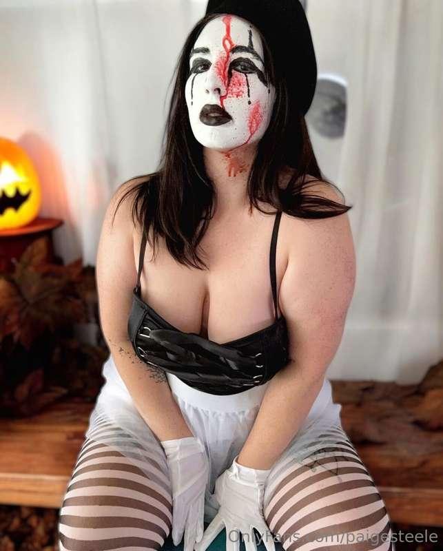 paigesteele main image