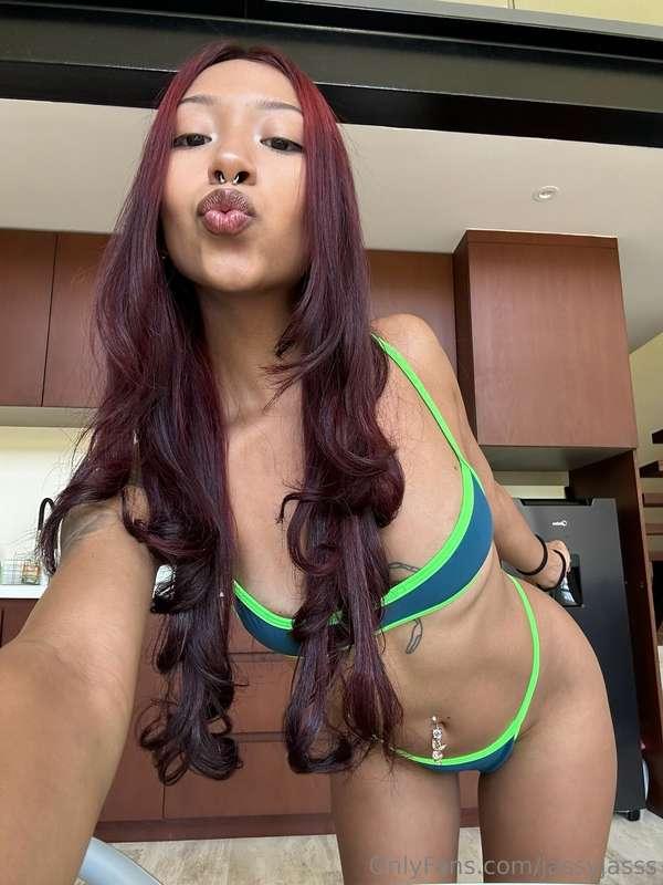 kisses