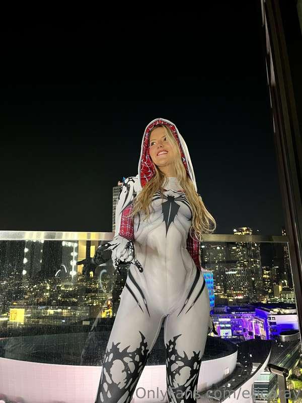 wyd if i show up like this?