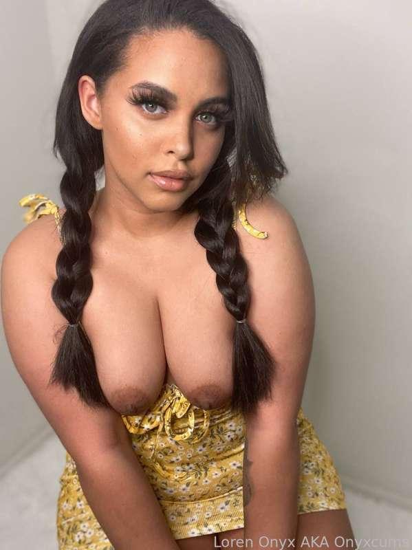 onyxcums image #1
