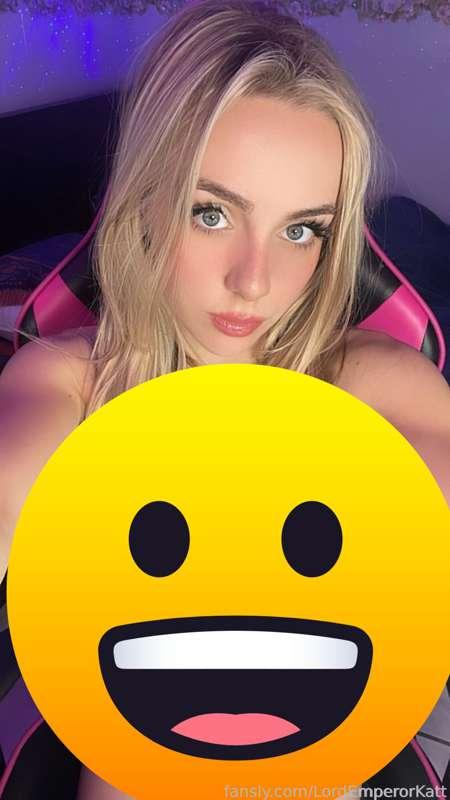 lordemperorkatt image #1