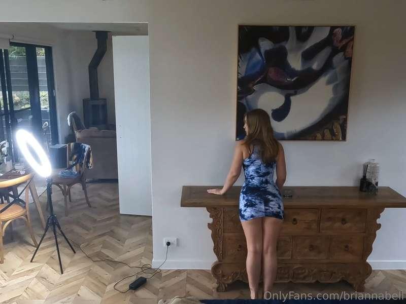 A little behind the scenes of my video shoot 😅