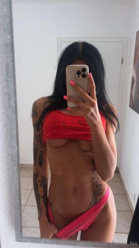 Do you want to help me undress? 🥵🥵💦