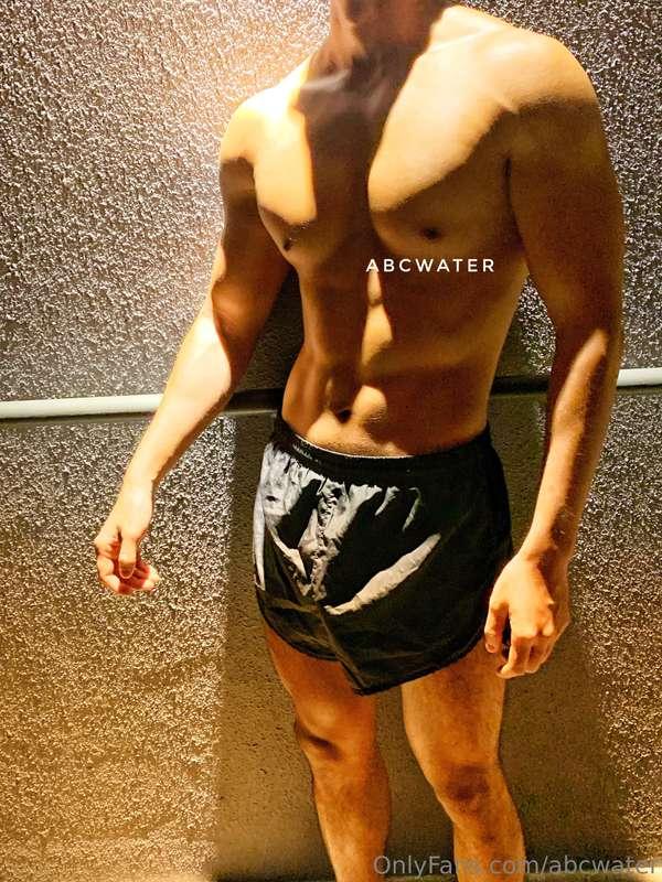 You see me like this under the light, topless and pumped, wh..