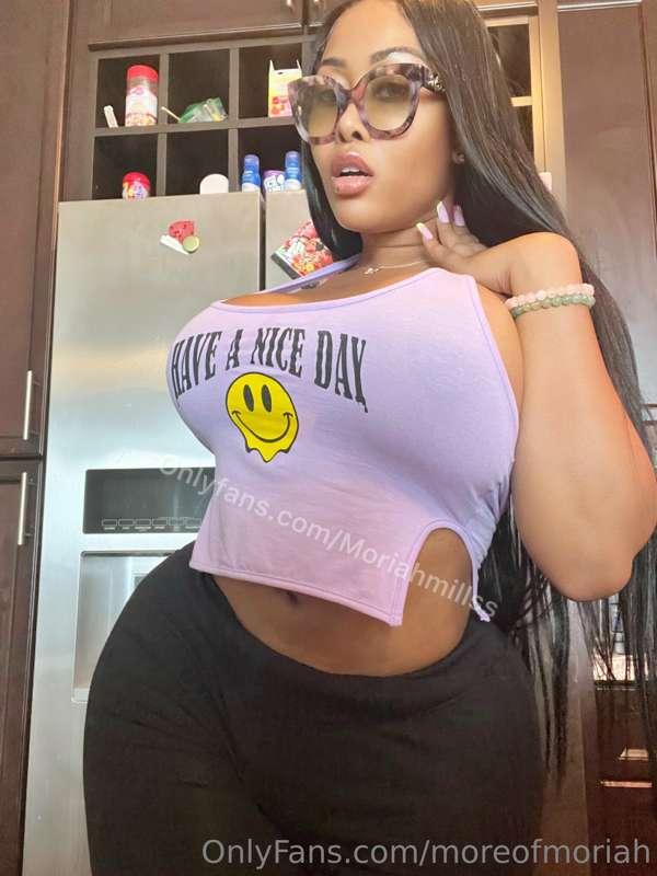 Let me make your day nicer 😋 Let's chat on @moriahmillss 📲🔞