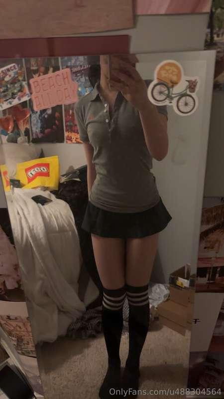 Do you guys wanna see a video with this outfit on? Lmk and I..