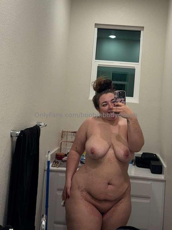 bootynbodyqueen image #1