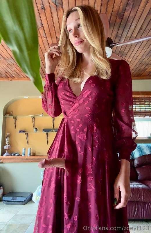 I luv the sleeves in this new thrift store find! They don’t ..