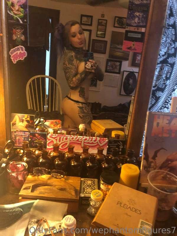 🖤🖤