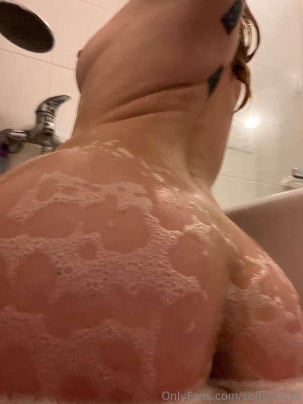 would you come take a bath with me or wait until i get out t..