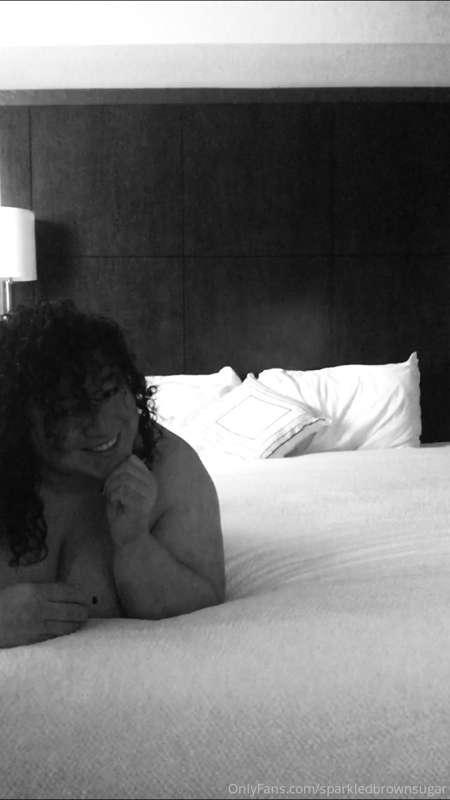 Aaahhhh just want to post a simple black n white 😁